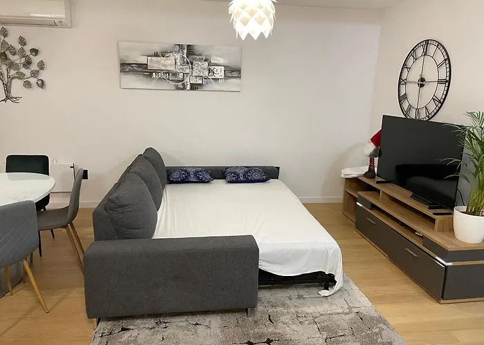 Apartment By The Center